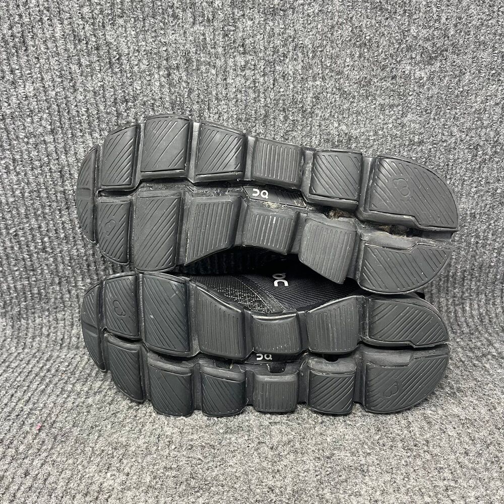 On Cloud Cloudflyer Waterproof Black Athletic Run… - image 6